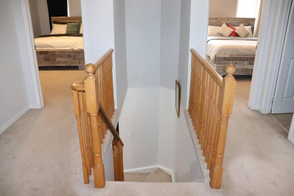 Entire 4 Bed Room Detached Residential Home Ajax Dış mekan fotoğraf